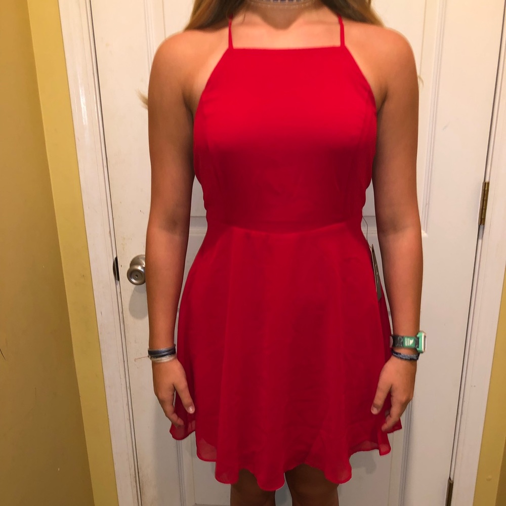 New Short red backless dress